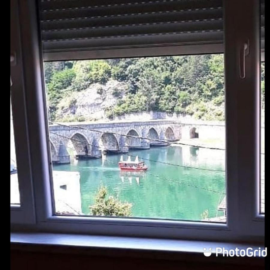 Apartman Trg Βίσεγκραντ Εξωτερικό φωτογραφία