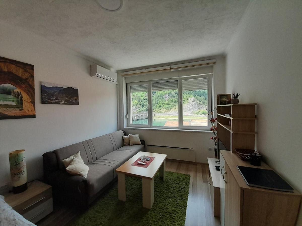 Apartman Trg Βίσεγκραντ Εξωτερικό φωτογραφία