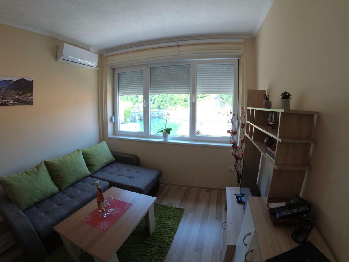 Apartman Trg Βίσεγκραντ Εξωτερικό φωτογραφία
